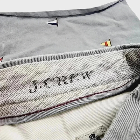 J. Crew Broken Golf Flag Men's Cut off Chino Shorts 34x9 - Picture 7 of 9